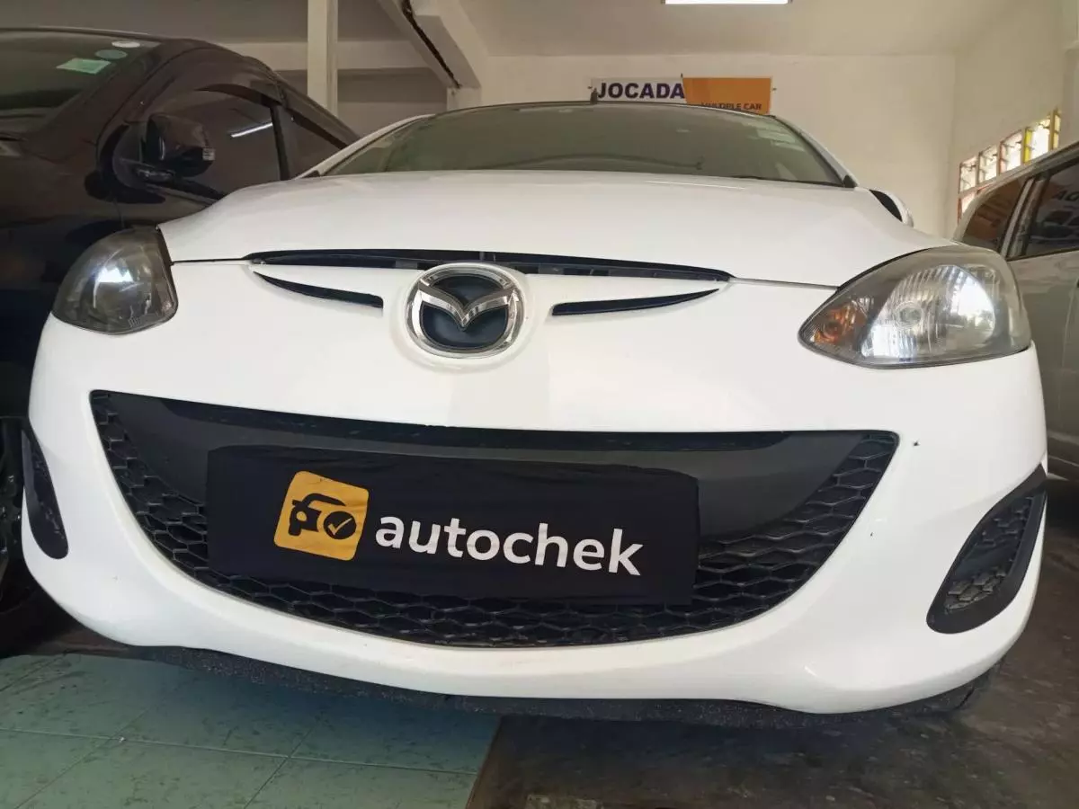 Mazda Demio - 2012
