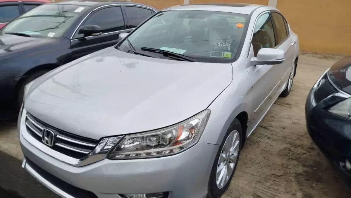 Honda Accord   - 2014