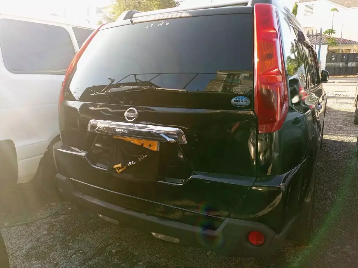 Nissan X-TRAIL - 2012