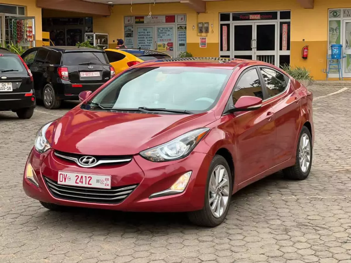 Hyundai Elantra   - 2016