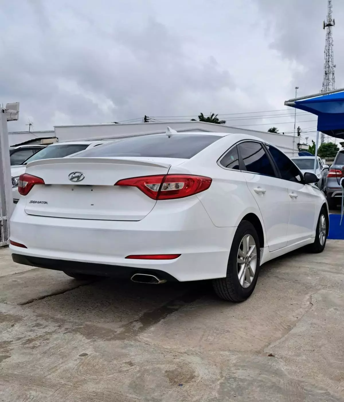 Hyundai Sonata   - 2015