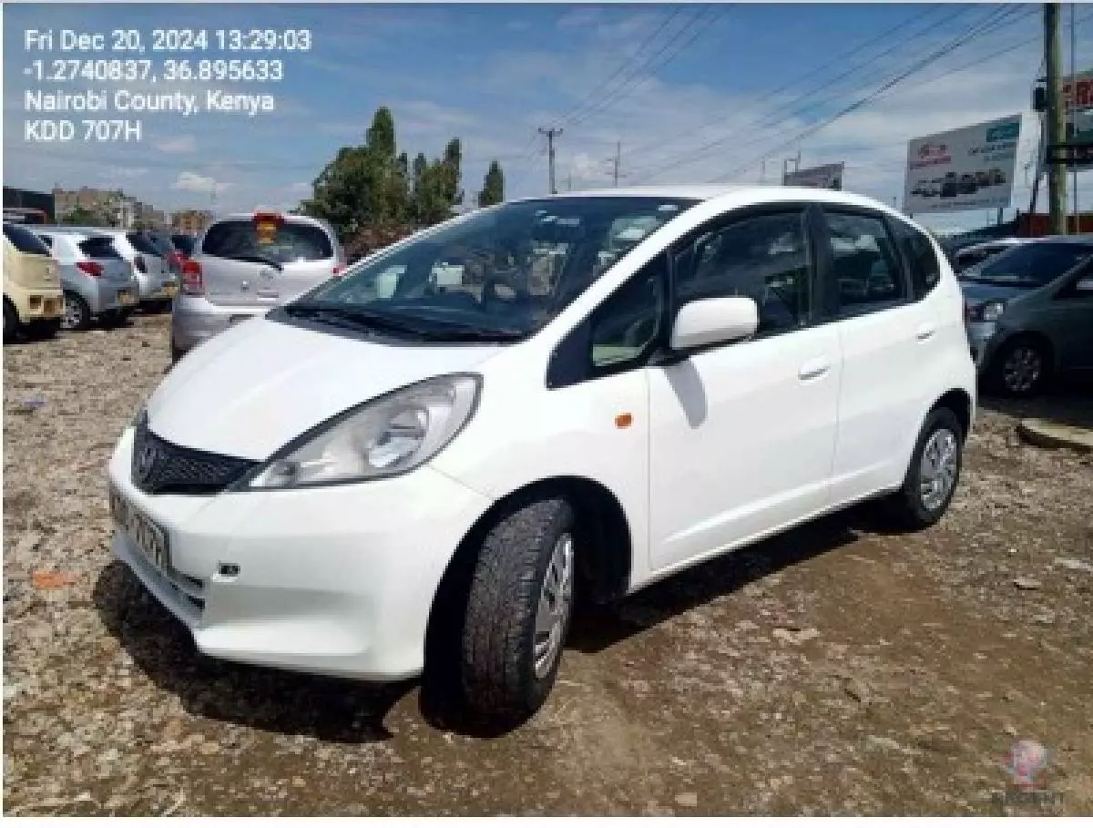 Honda Fit   - 2014