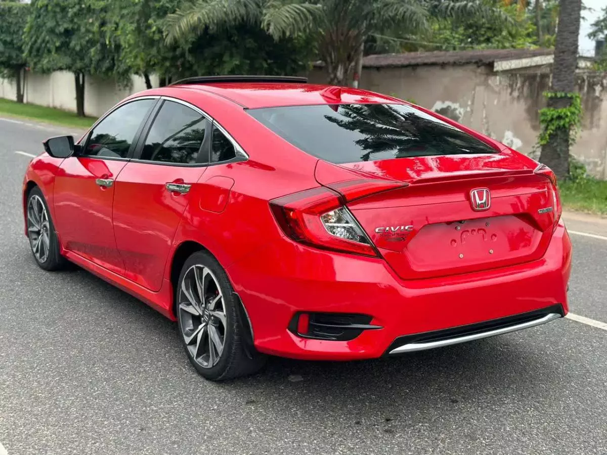 Honda Civic   - 2019