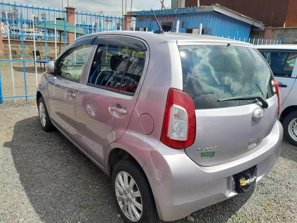 Toyota Passo - 2015