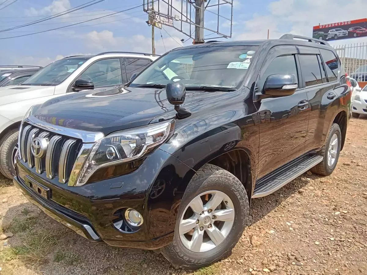 Toyota Landcruiser prado TX   - 2015