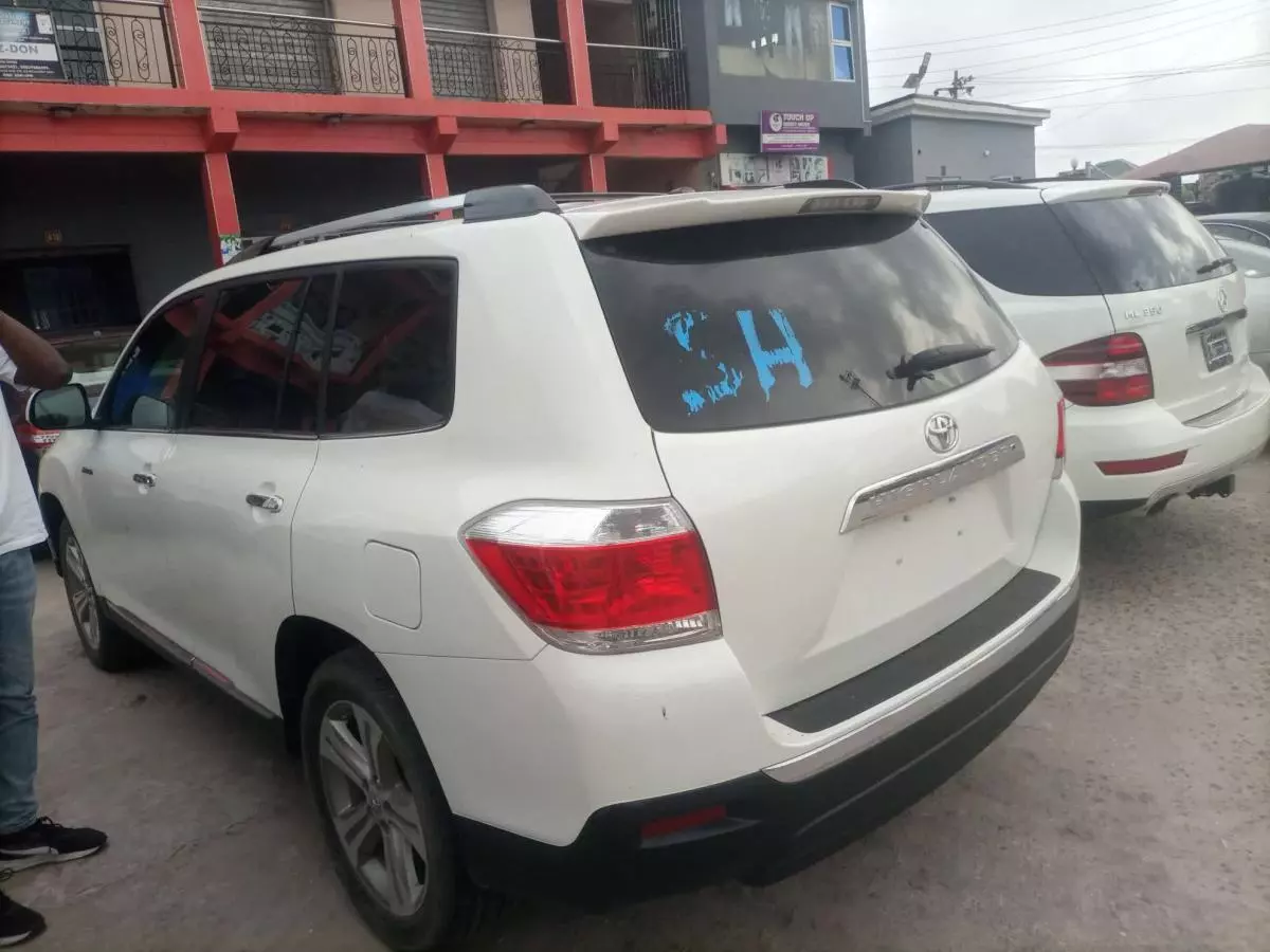 Toyota Highlander - 2013