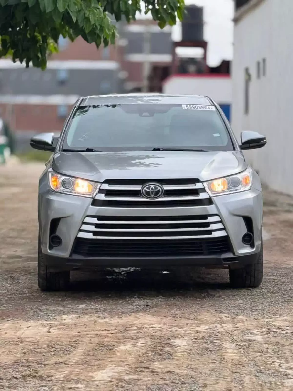 Toyota Highlander   - 2019