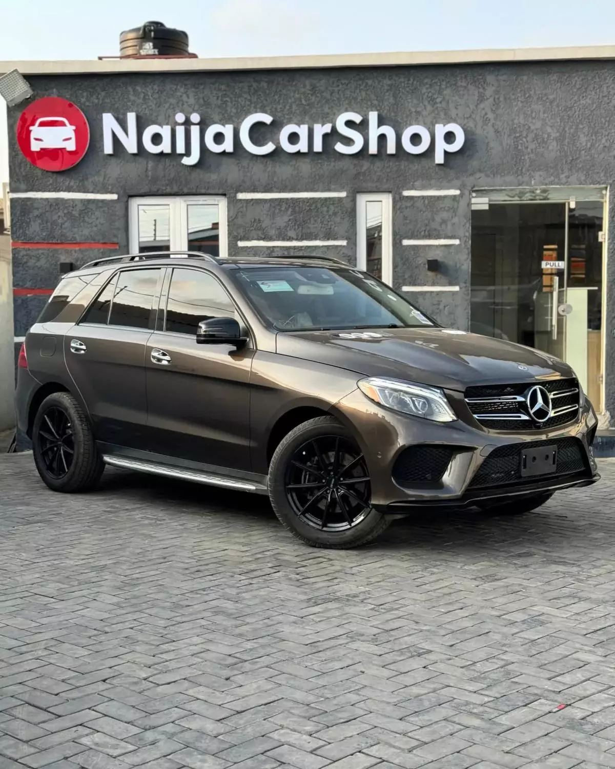 Mercedes-Benz GLE 350   - 2017