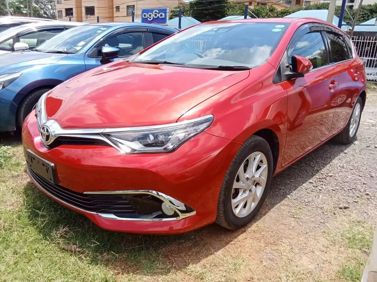 Toyota Auris   - 2017