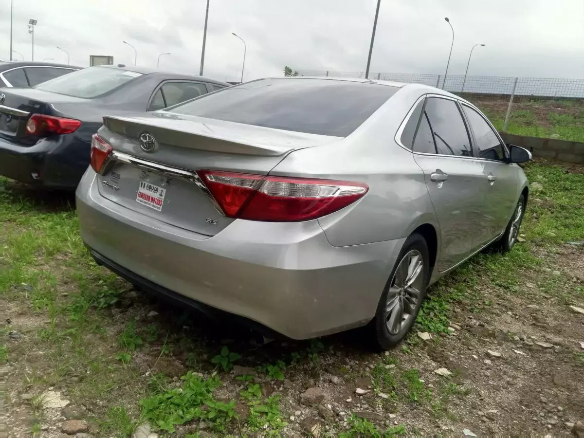 Toyota Camry   - 2015