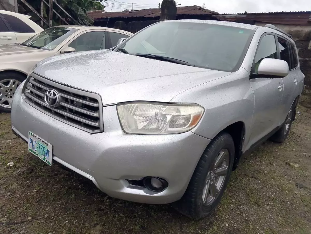 Toyota Highlander   - 2008