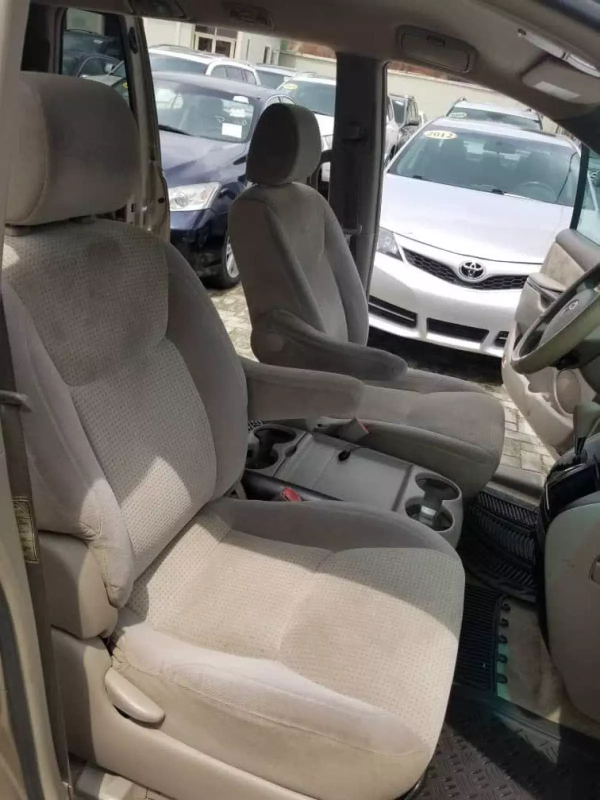 Toyota Sienna - 2006