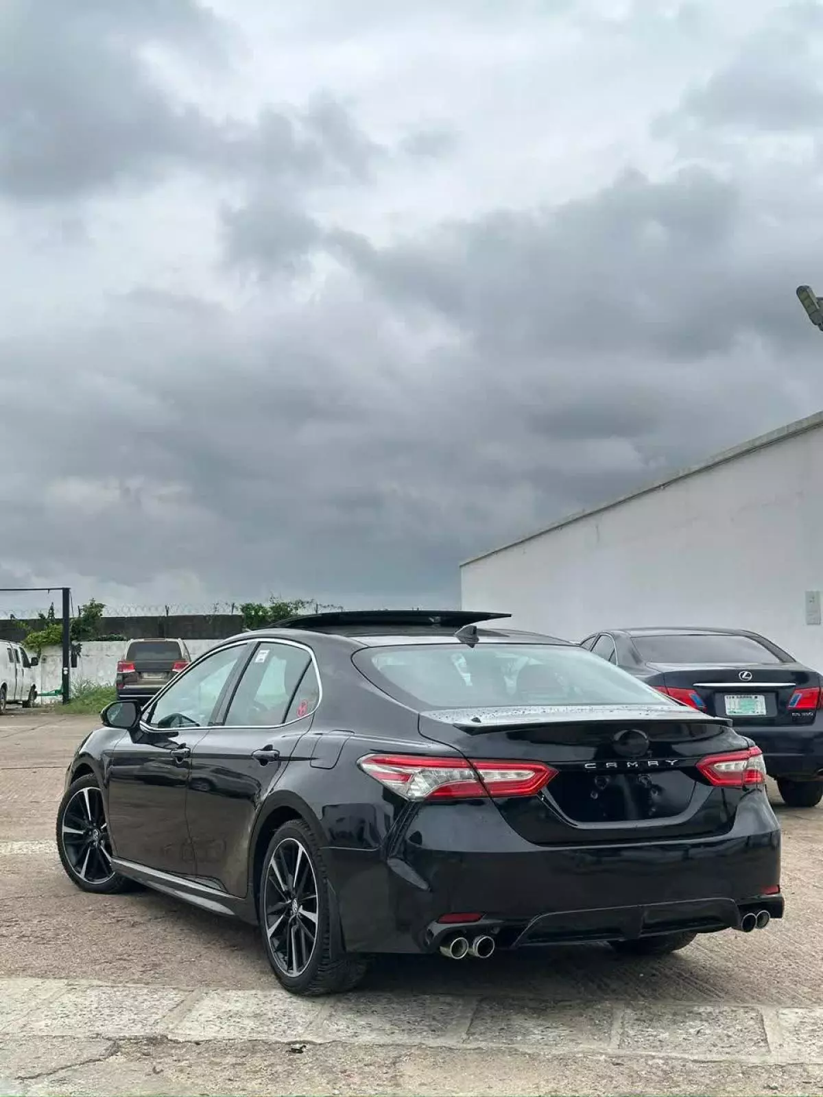 Toyota Camry   - 2018