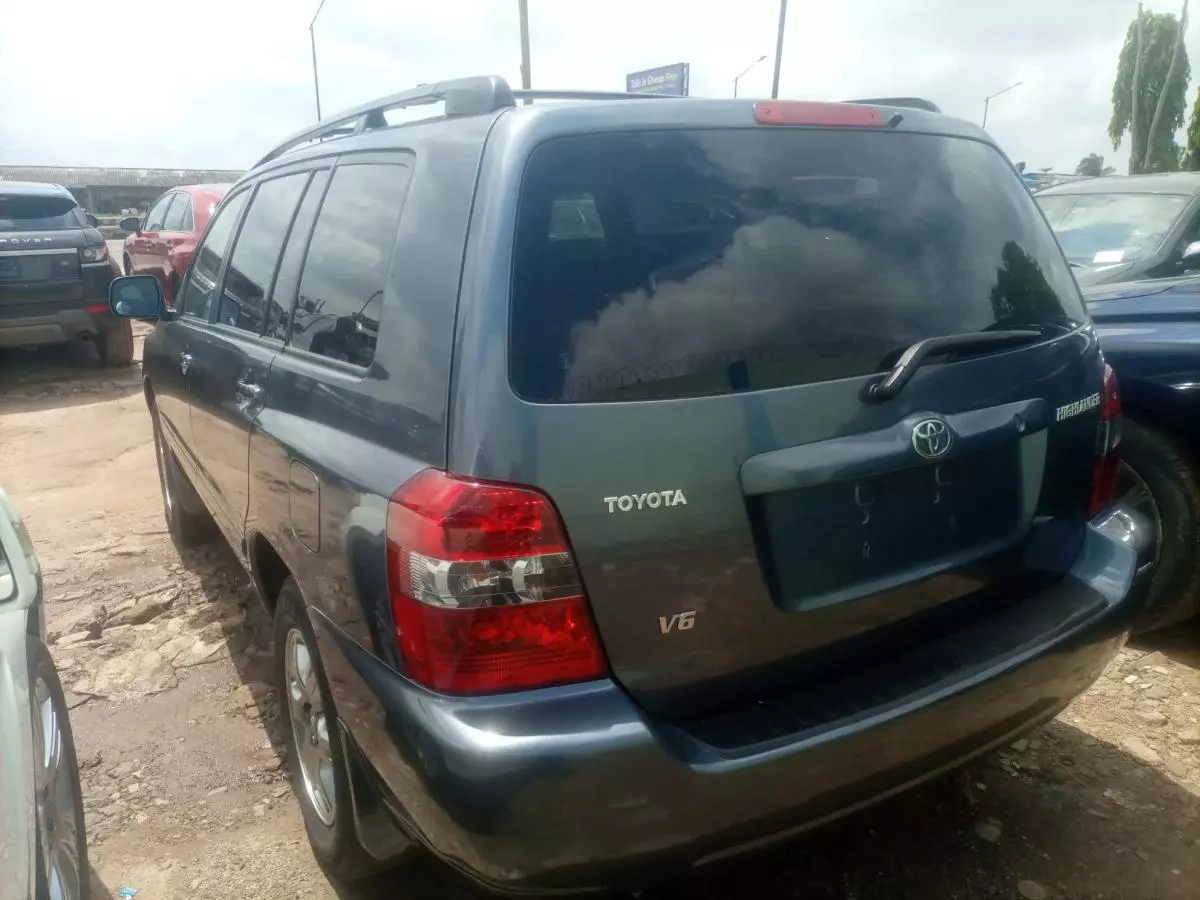 Toyota Highlander - 2005