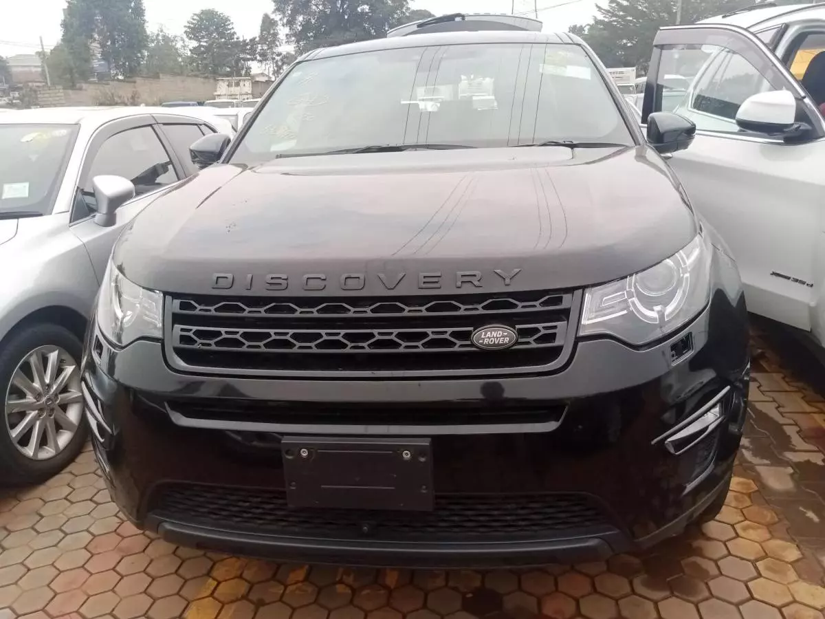 Land Rover Discovery Sport   - 2015