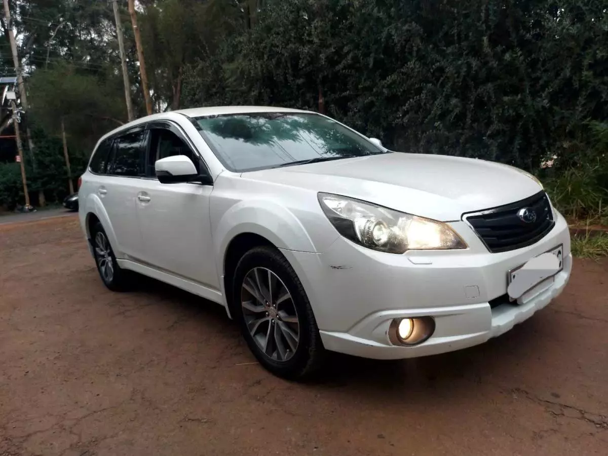 Subaru Outback - 2011