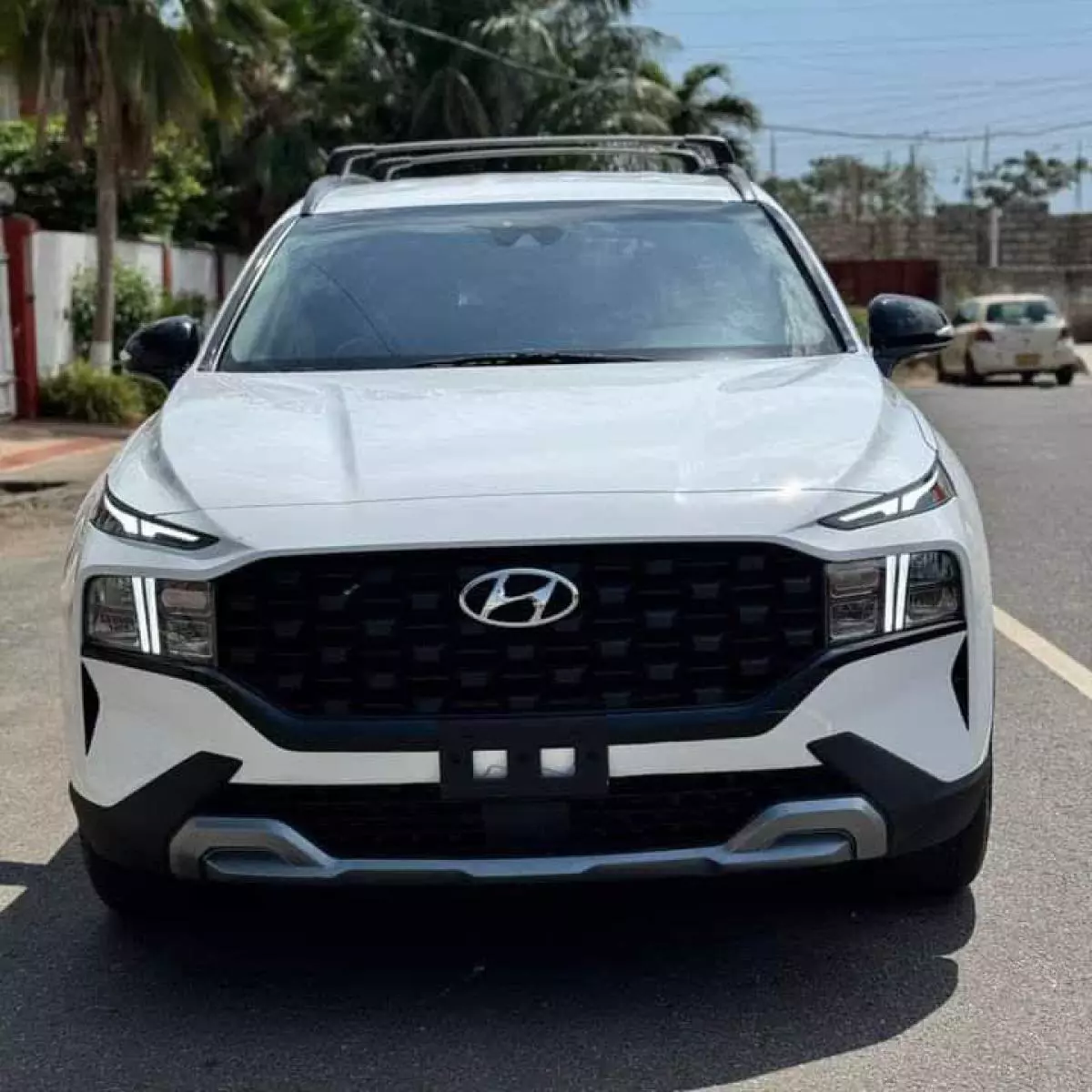 Hyundai Santa Fe   - 2023