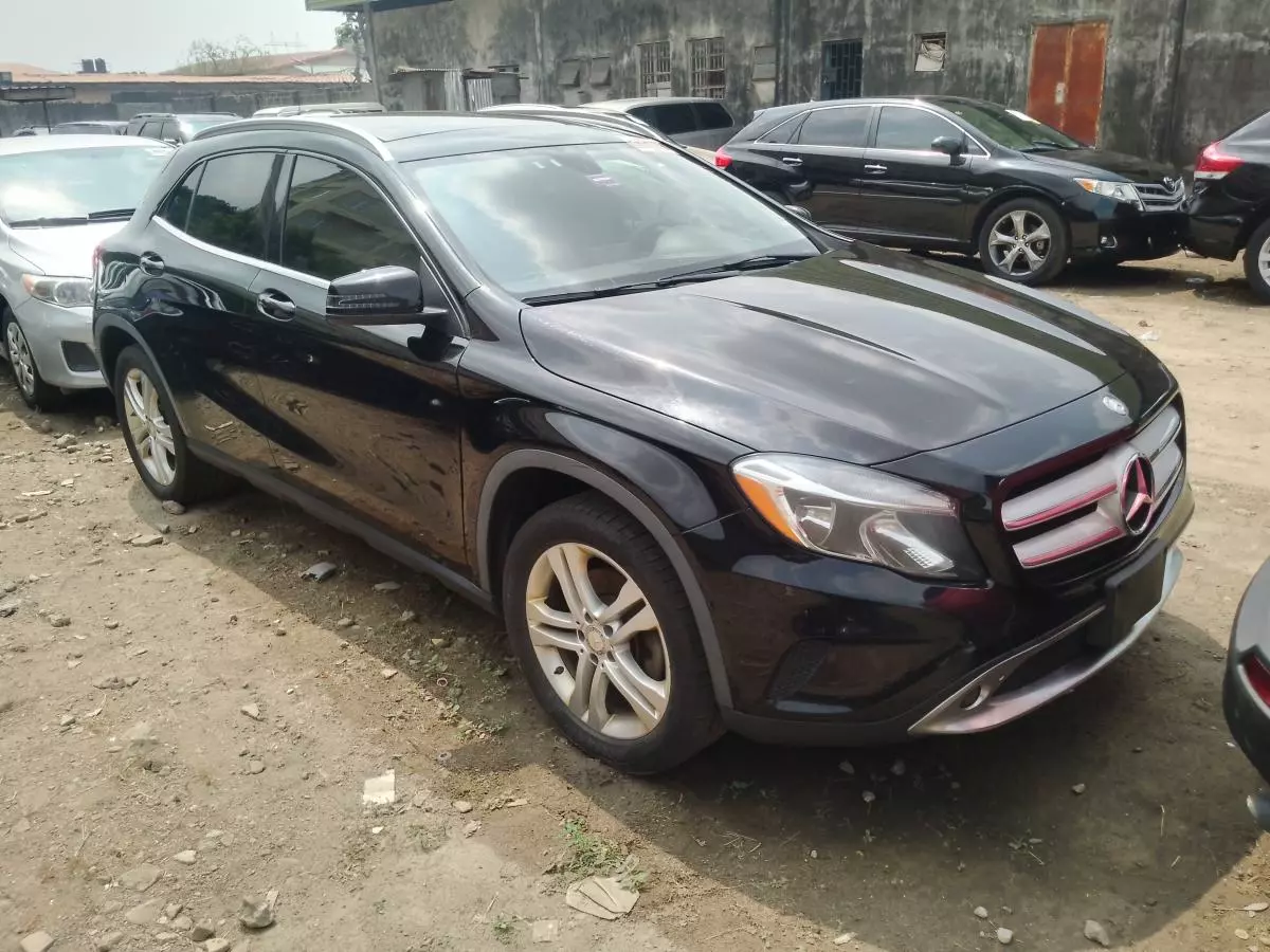 Mercedes-Benz GLA 250   - 2015