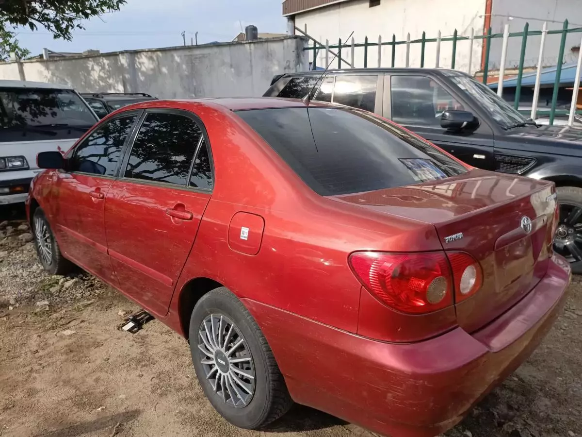 Toyota Corolla   - 2007