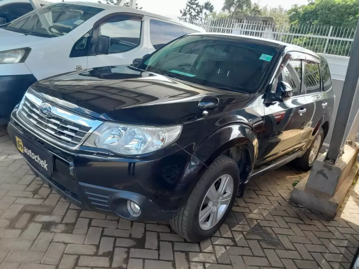 Subaru Forester   - 2010