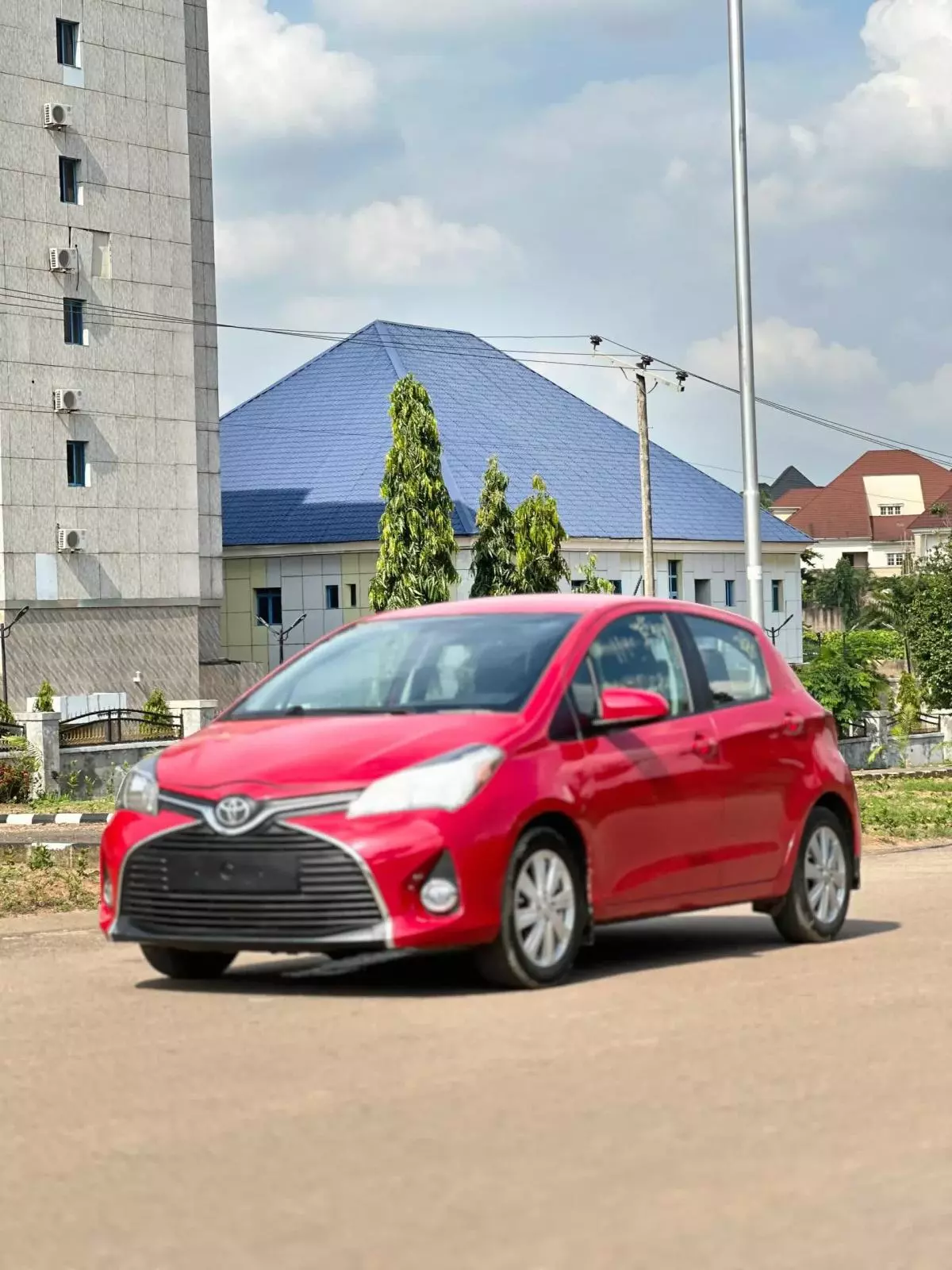 Toyota Yaris   - 2015