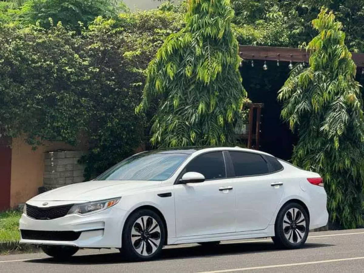 KIA Optima   - 2018