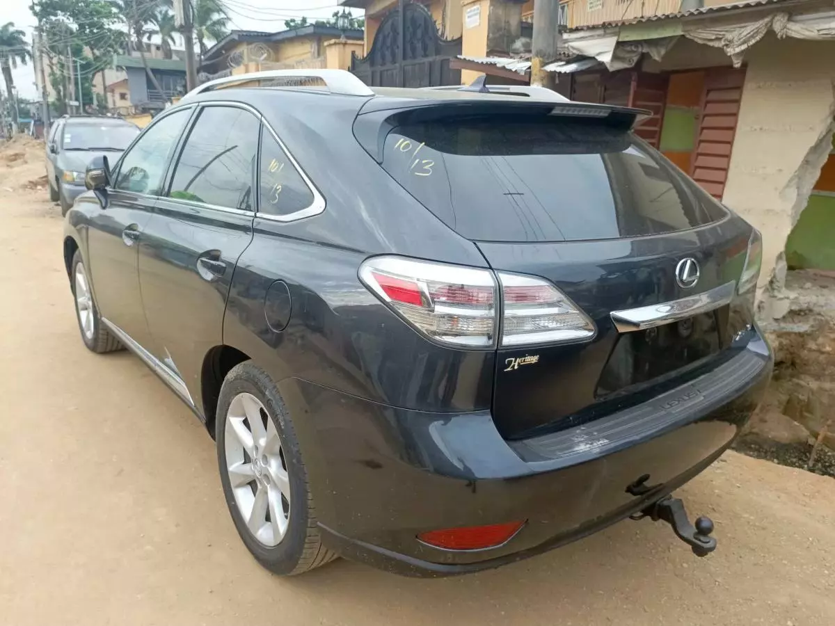 Lexus RX 350   - 2011