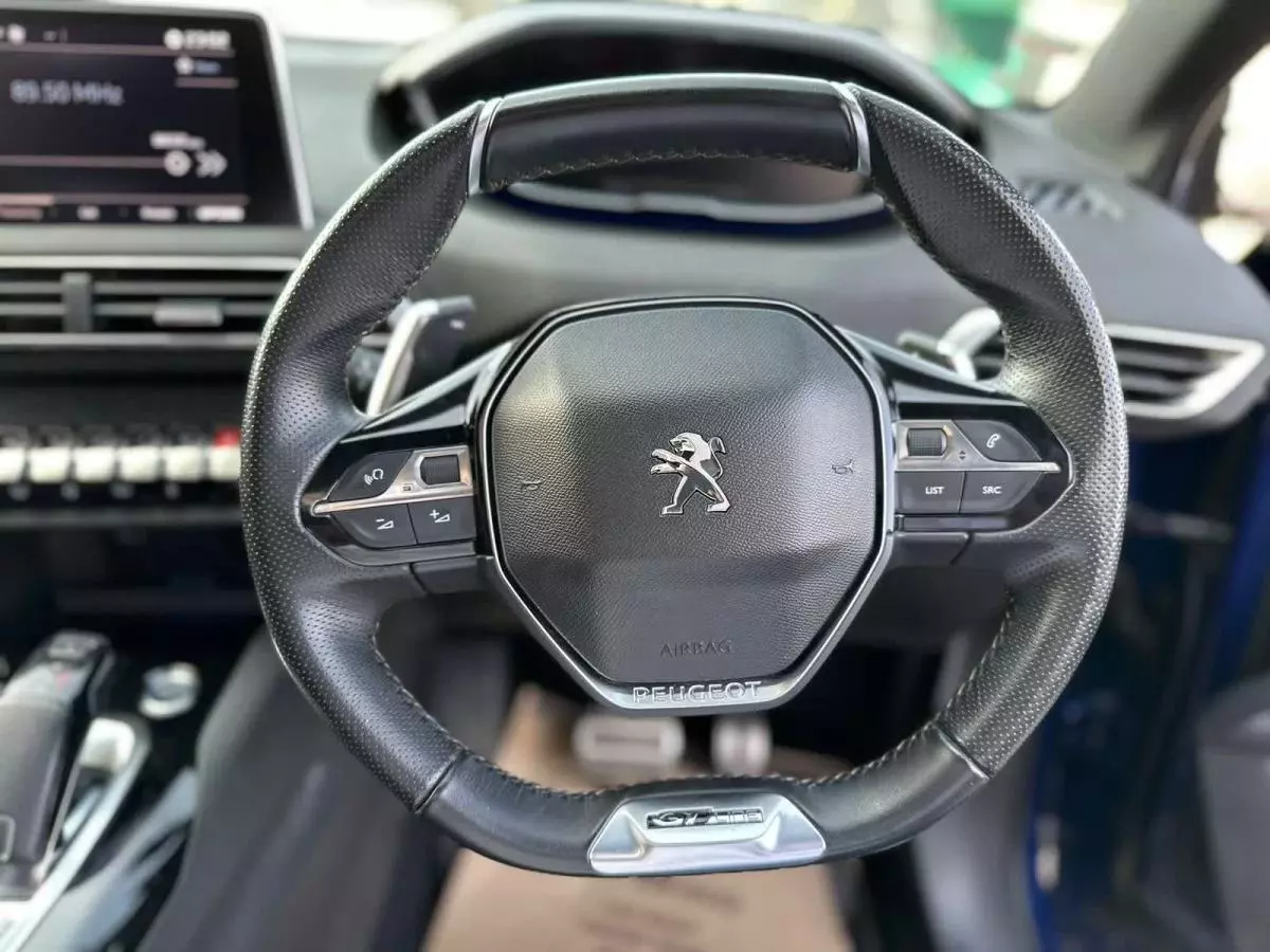 Peugeot 3008 - 2017