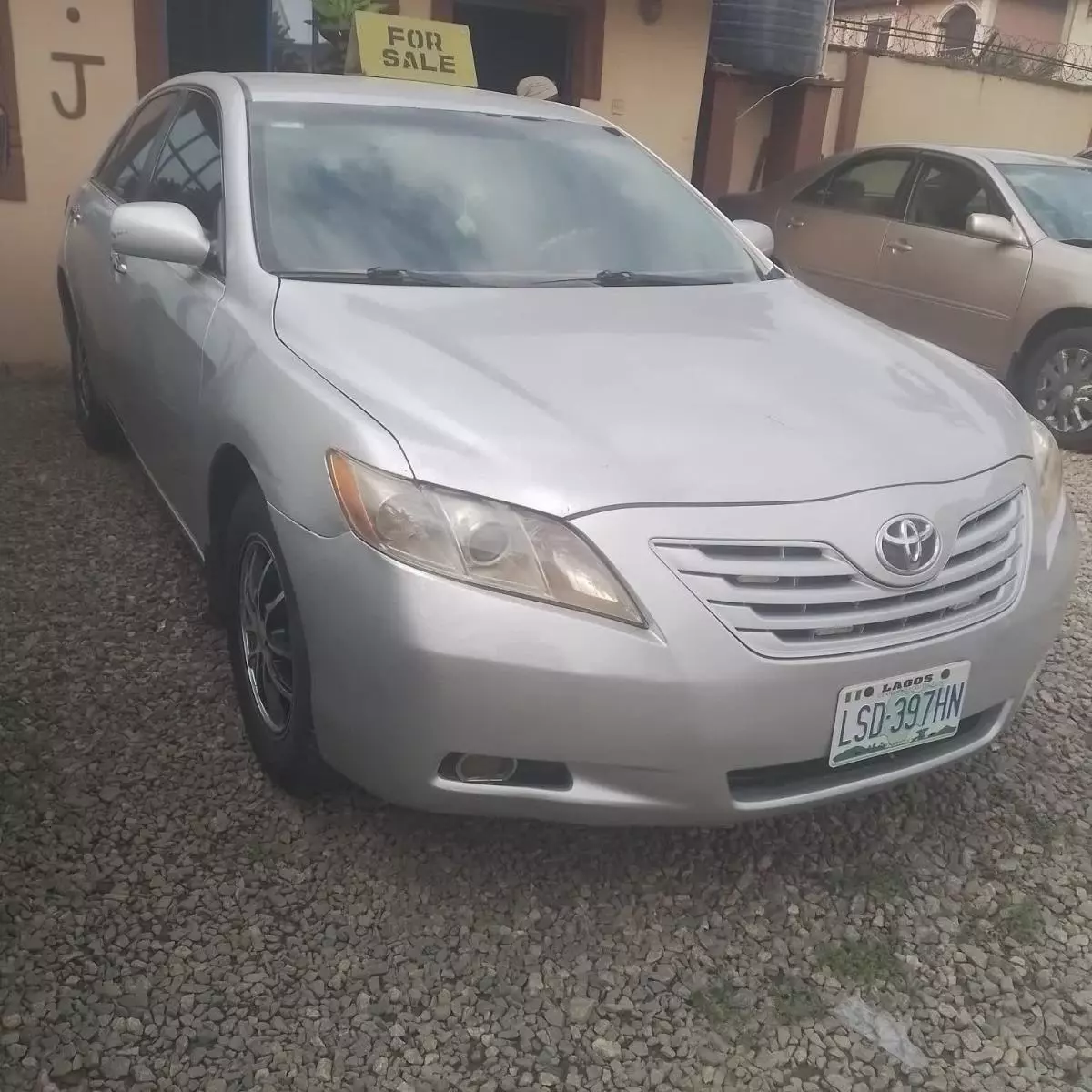 Toyota Camry   - 2009