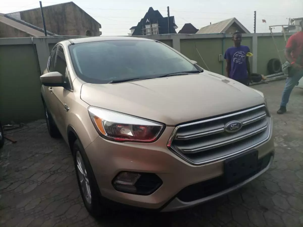 Ford Escape - 2017