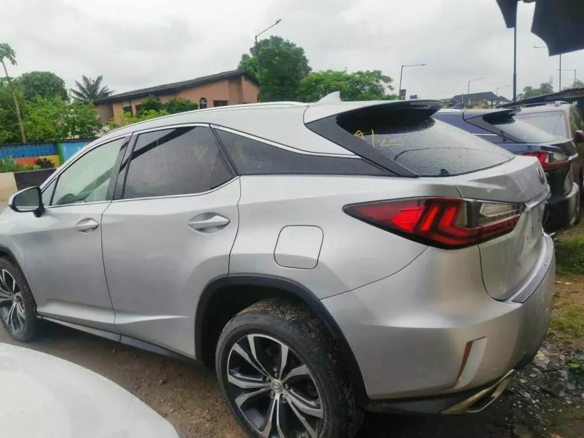 Lexus RX 350   - 2017