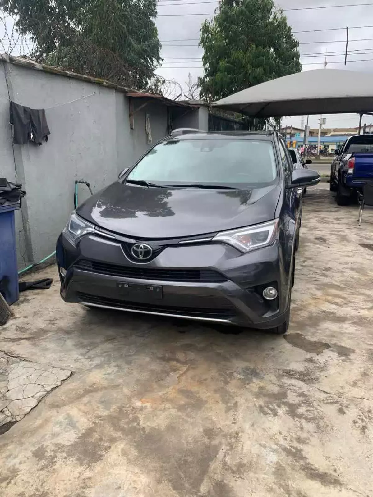 Toyota RAV 4   - 2017