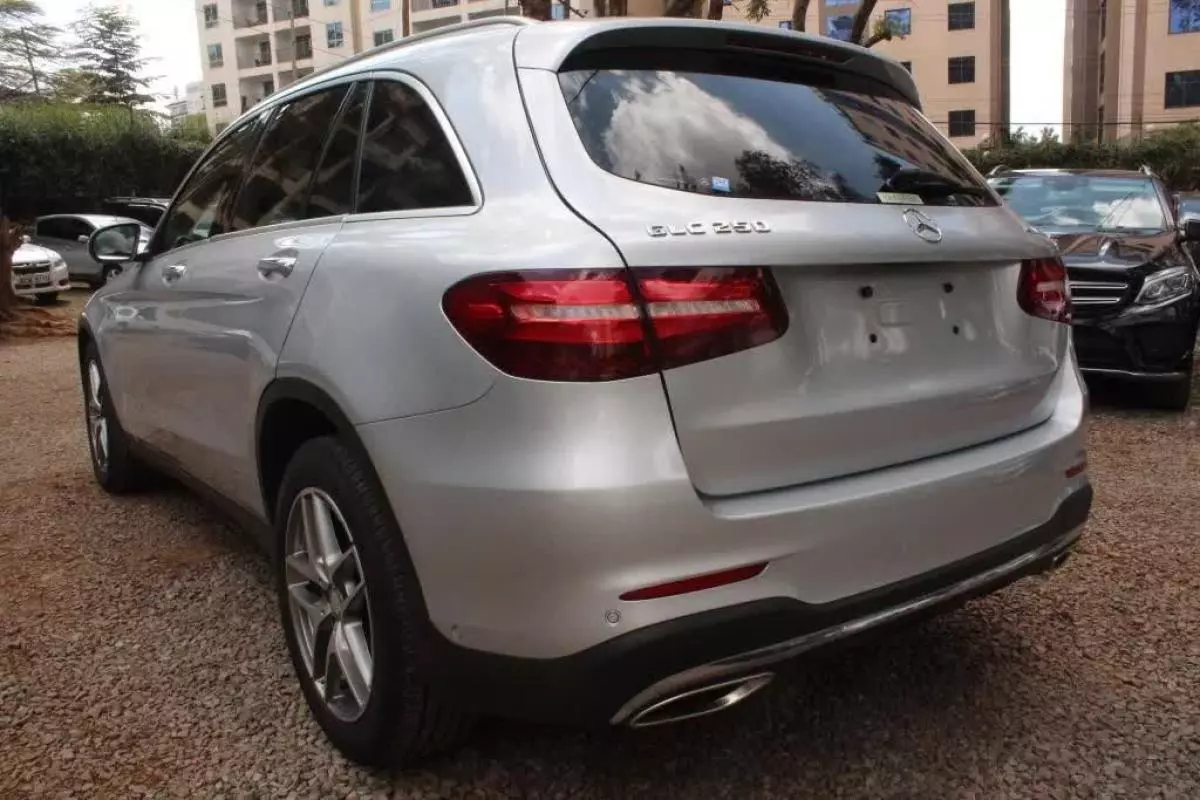 Mercedes-Benz GLC 250   - 2016