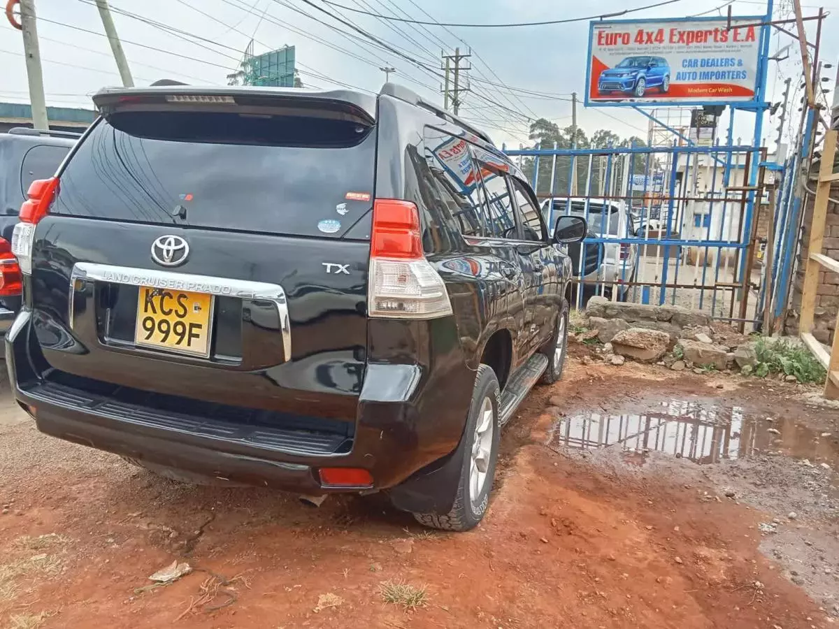 Toyota Landcruiser prado TX   - 2012