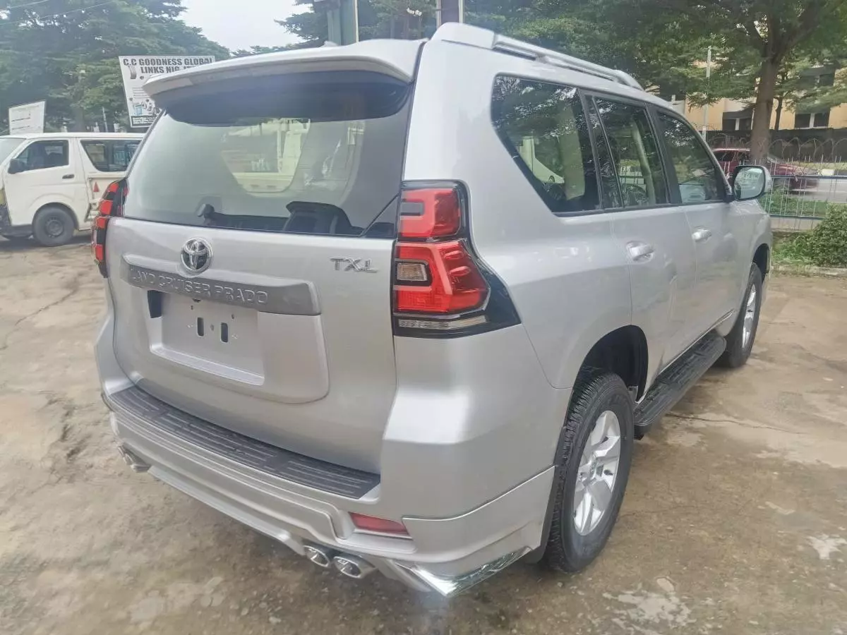 Toyota Land Cruiser Prado TX L   - 2022