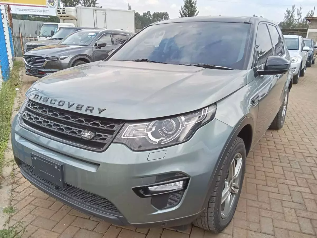 Land Rover Discovery Sport   - 2015