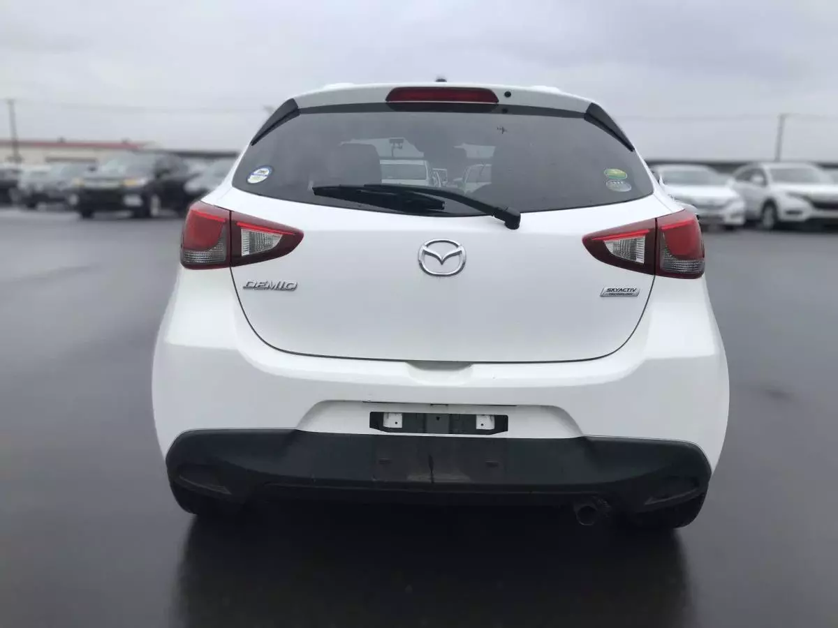 Mazda Demio   - 2017