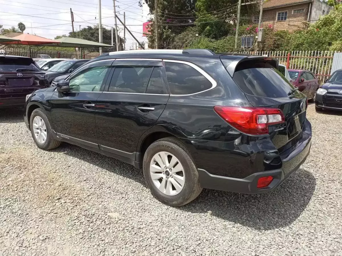 Subaru Outback - 2015