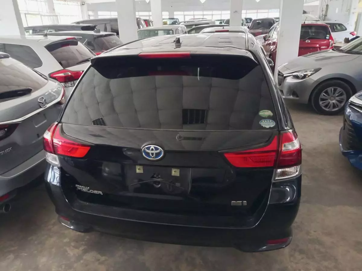 Toyota Fielder hybrid  - 2015