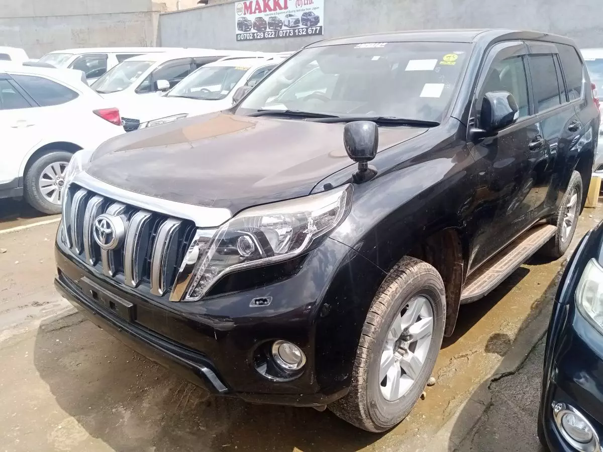 Toyota Landcruiser Prado   - 2017