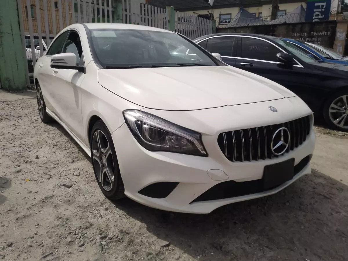 Mercedes-Benz CLA 250   - 2014