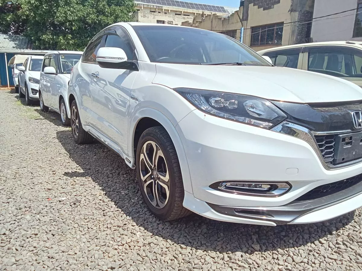 Honda Vezel Hybrid   - 2017