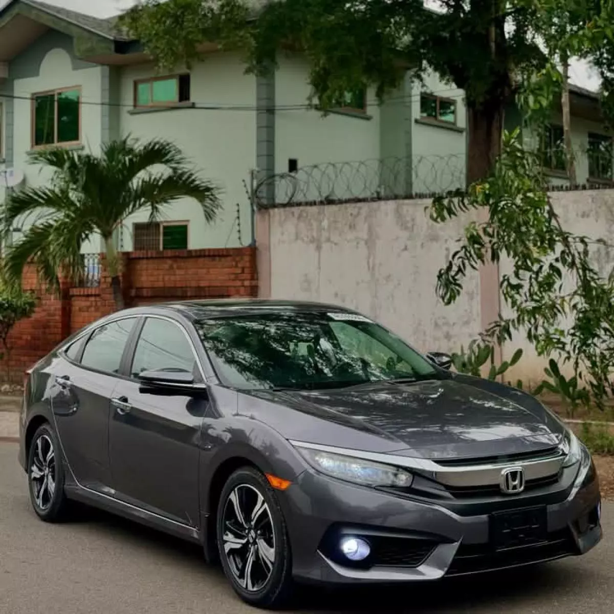 Honda Civic   - 2017