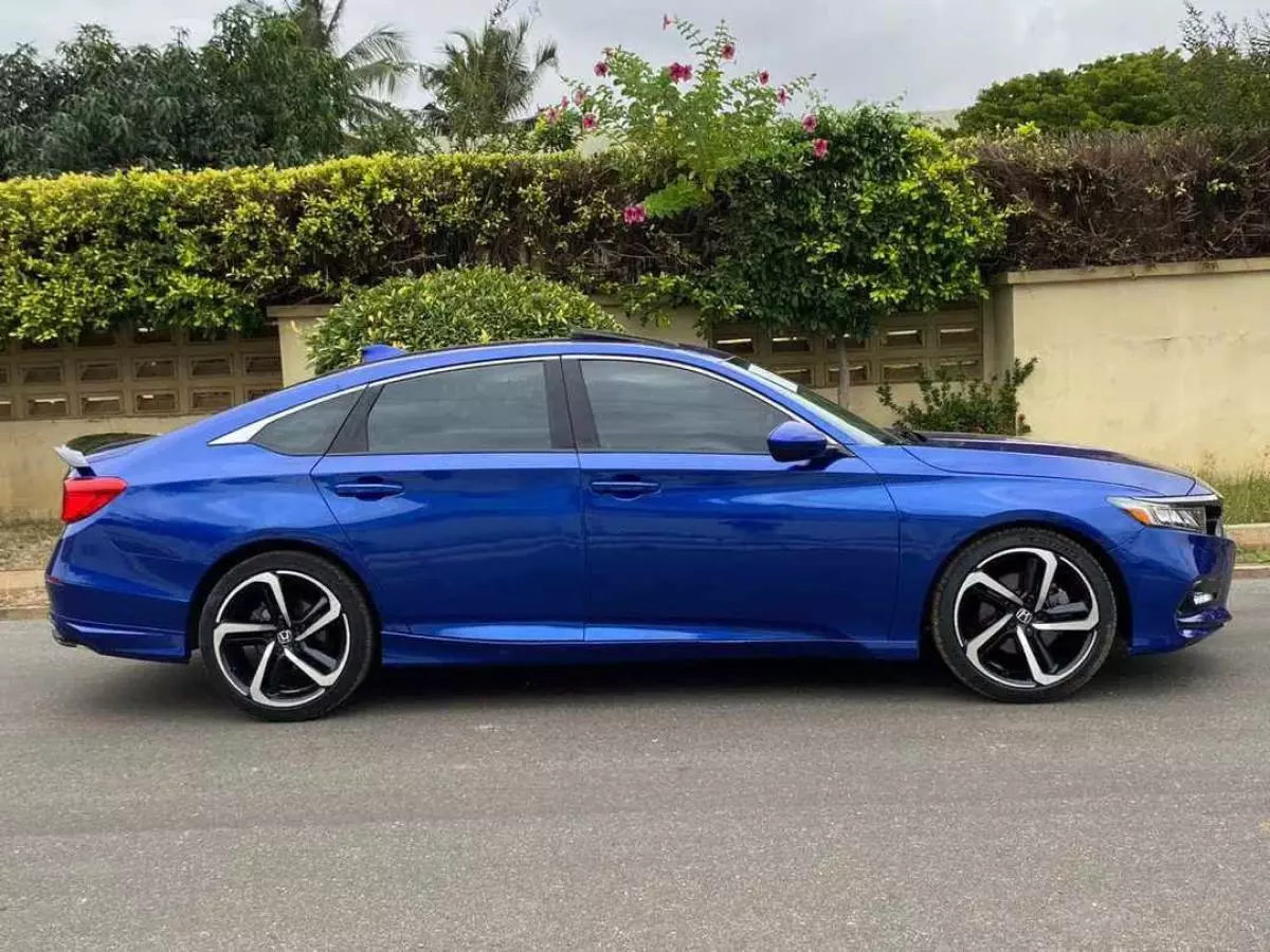 Honda Accord   - 2018