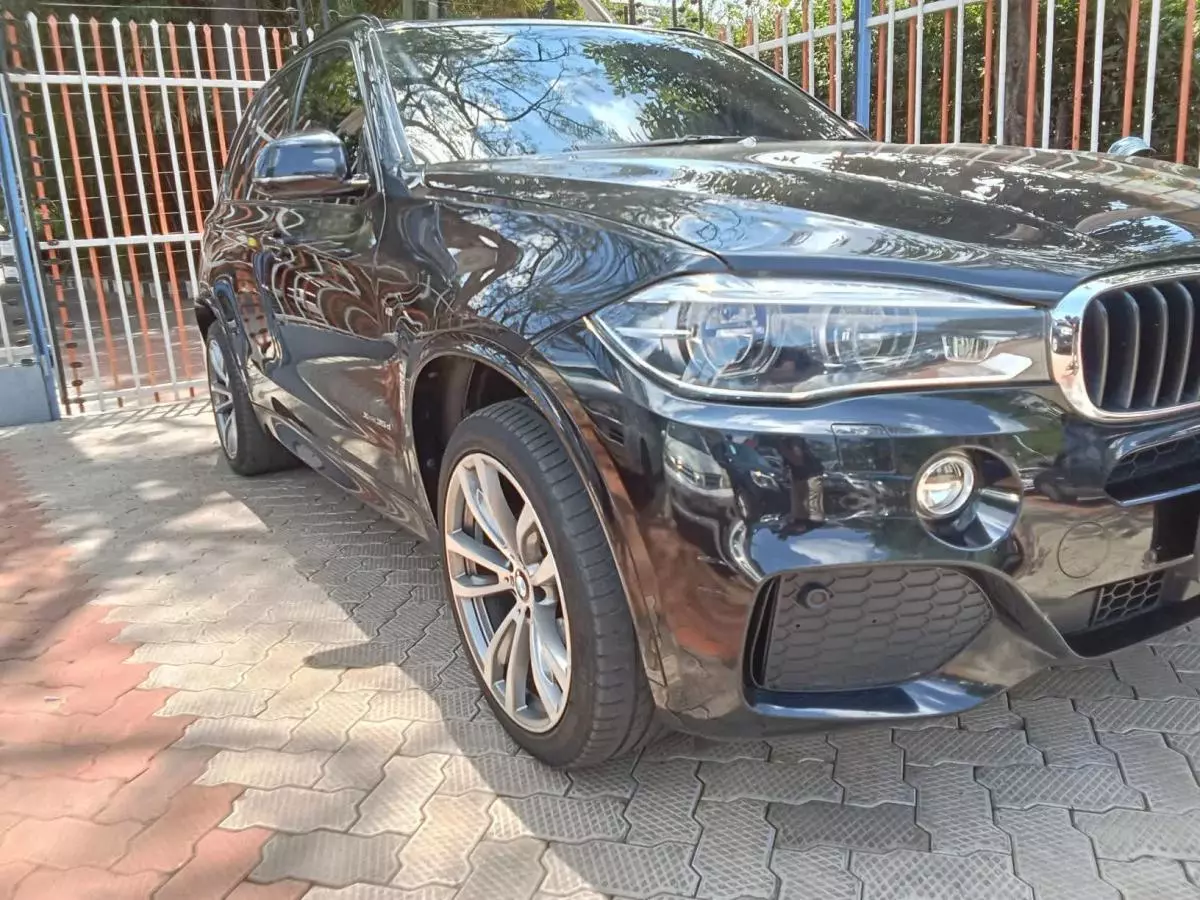 BMW X5   - 2016