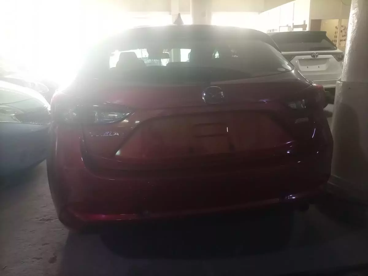 Mazda Axela  - 2017