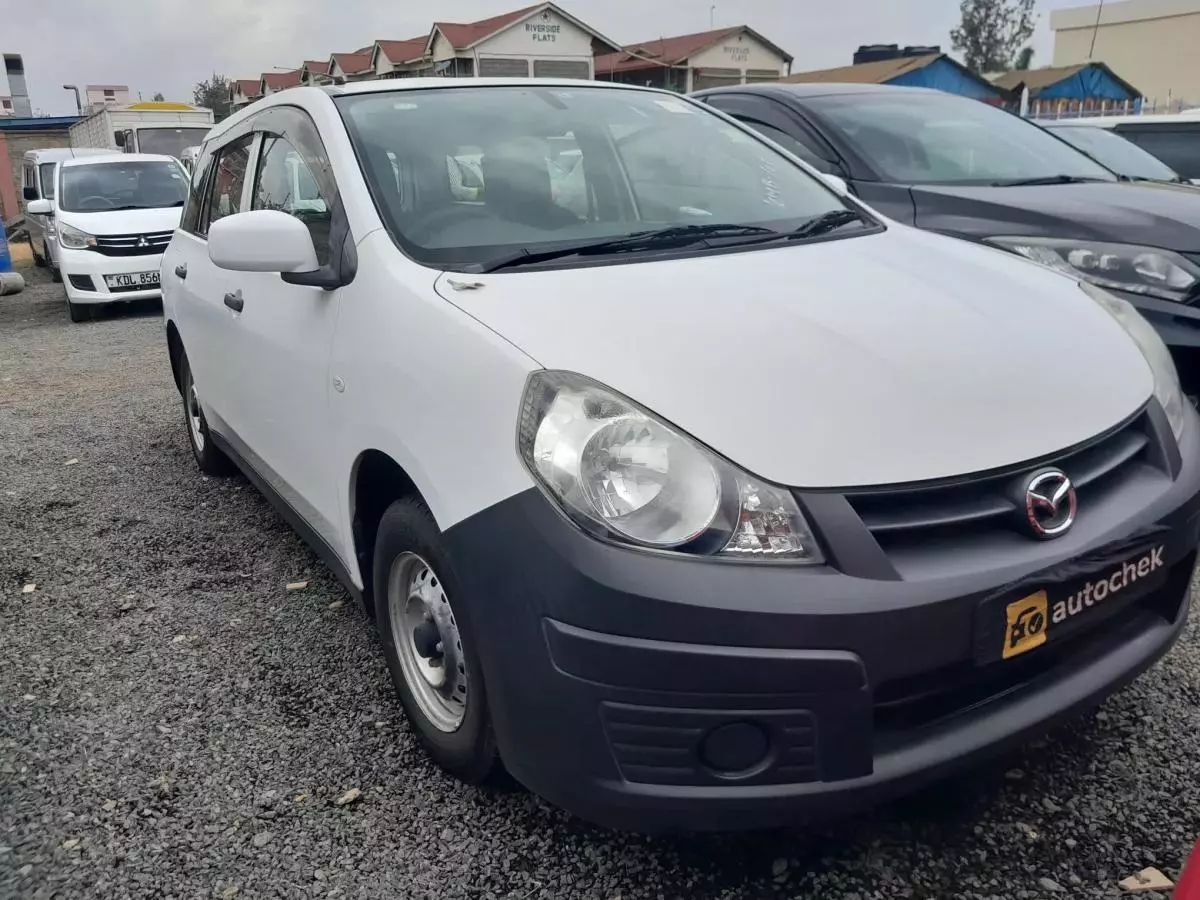 Mazda Familia  - 2016