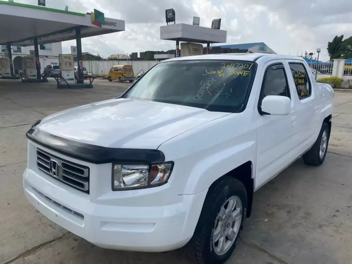 Honda Ridgeline   - 2007