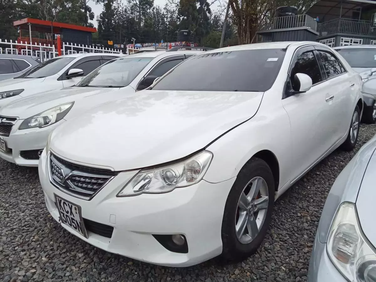 Toyota Mark X   - 2012