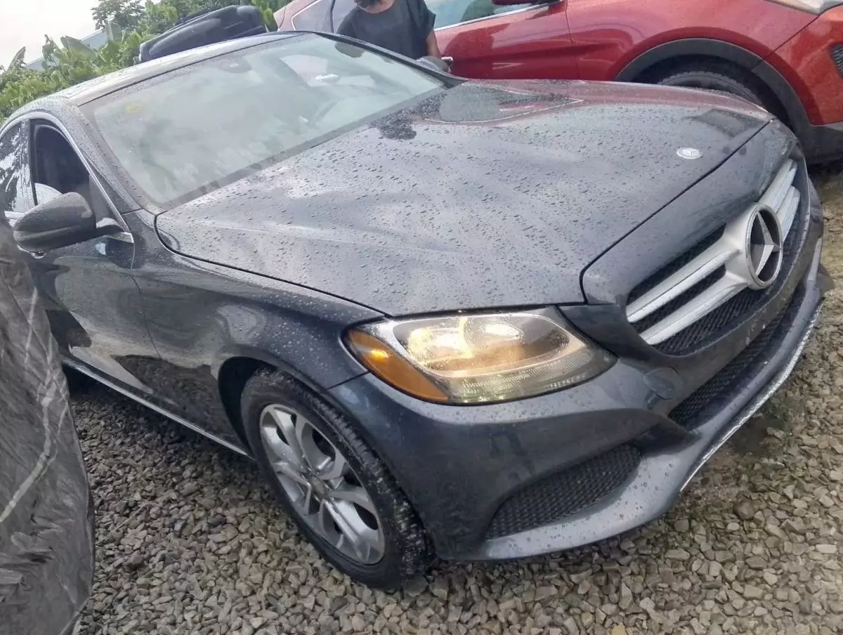 Mercedes-Benz C 300   - 2016